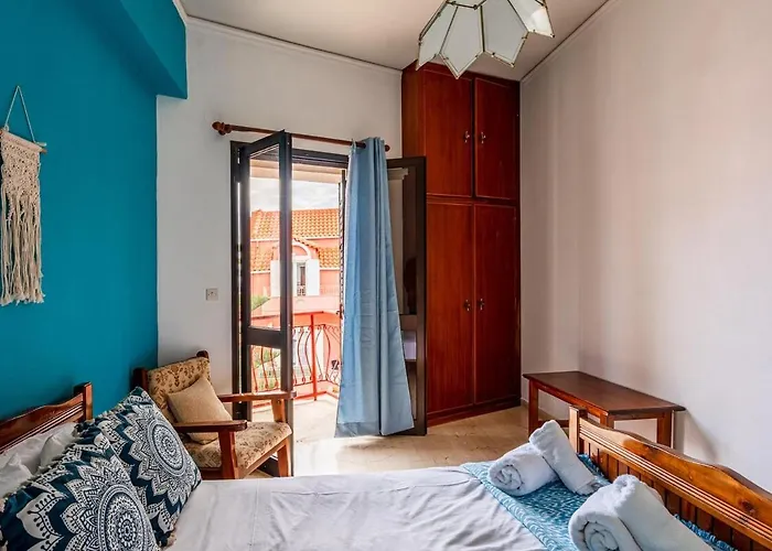 For 4 By Alecos Poros (Kefalonia)