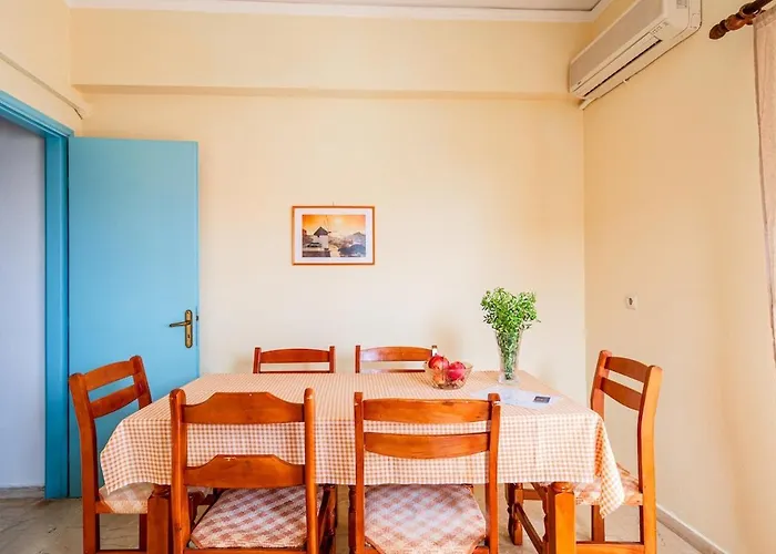 Apartmán For 4 By Alecos *