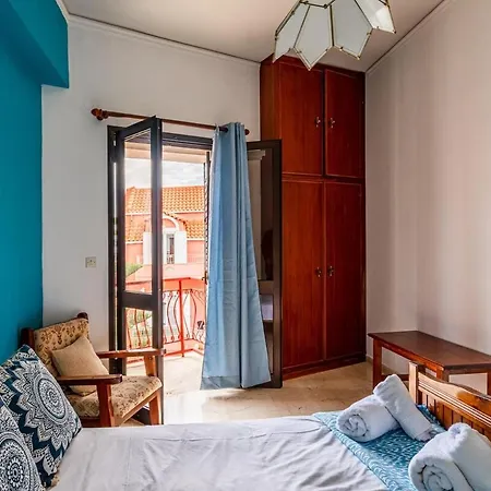 For 4 By Alecos Poros (Kefalonia)